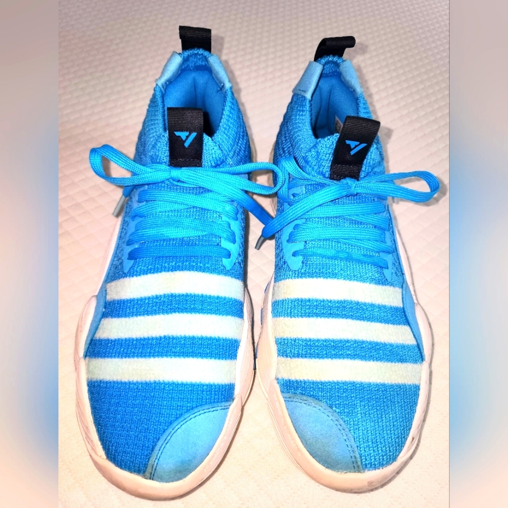 Men's Adidas Trae Young 2 in Sky Blue